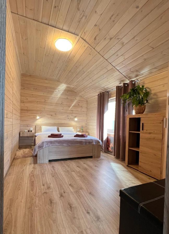 Treeskit House Horenka Esterno foto